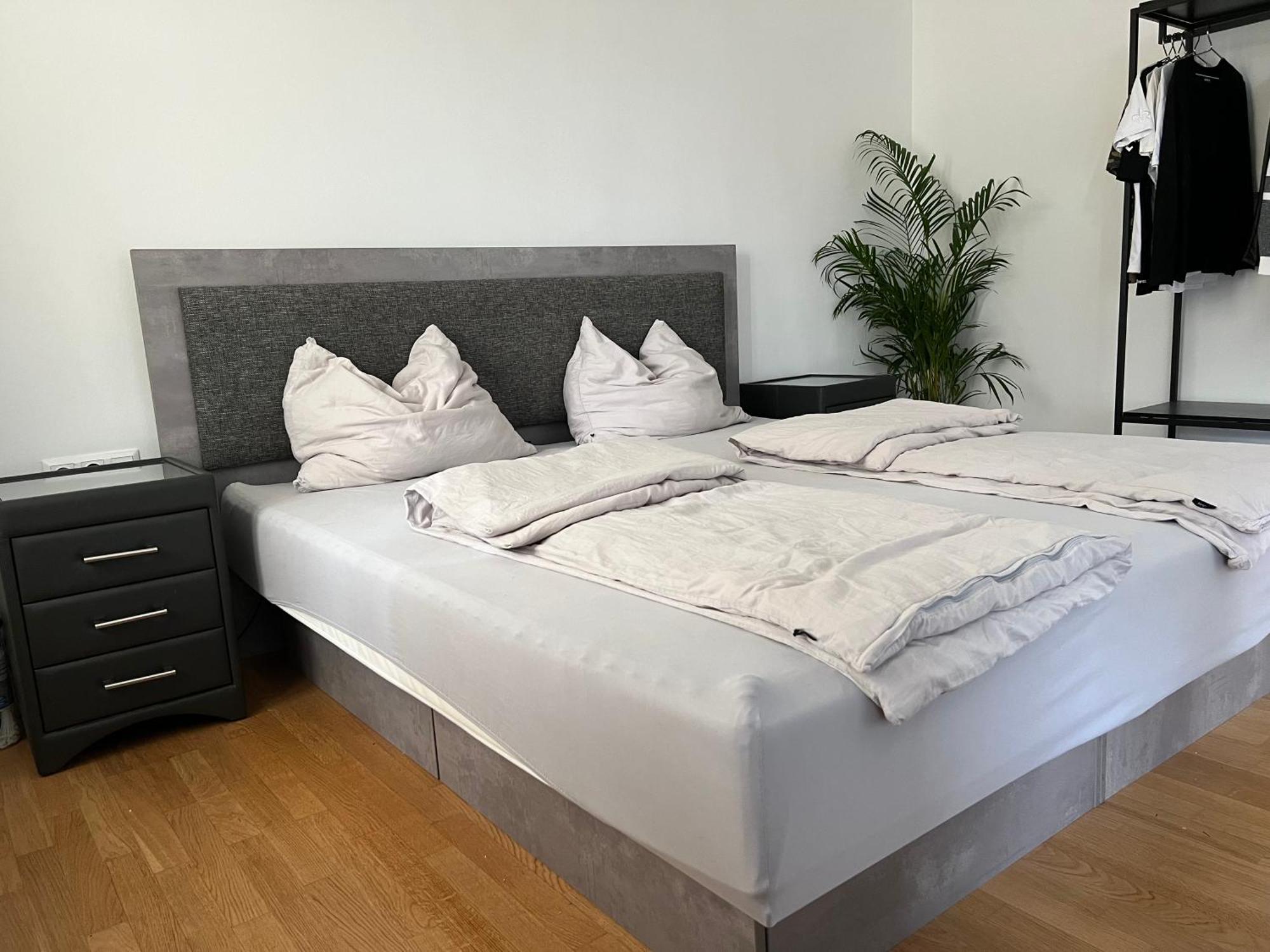 Loft Mit Kingsize Wasserbett Graz Exterior photo